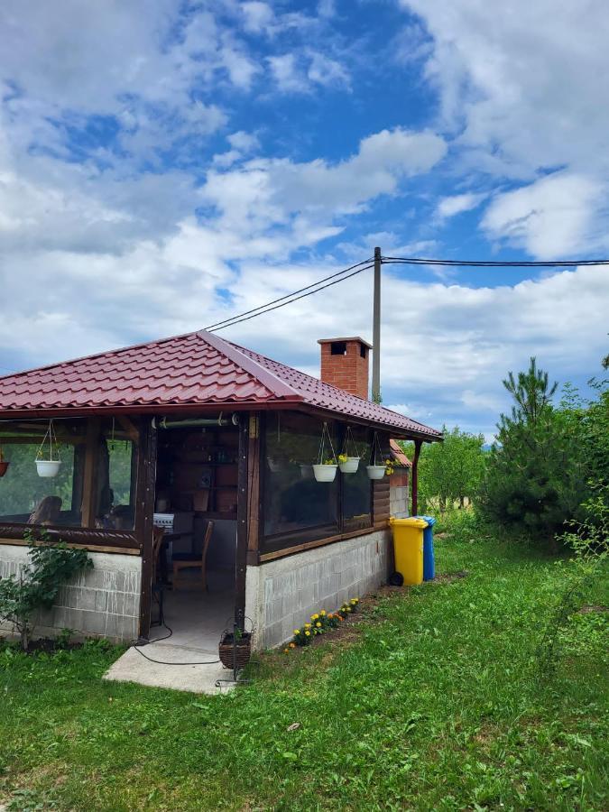 House Sara Apartamento Korenica Exterior foto